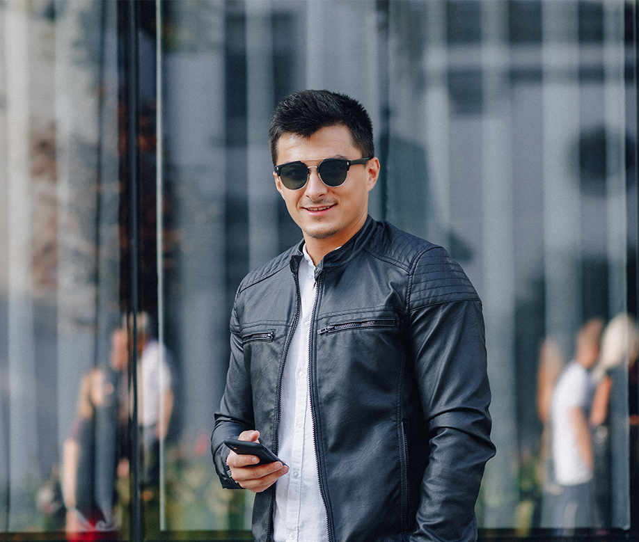 From Bold to Subtle: How to Mix and Match Colors for a Stunning Look